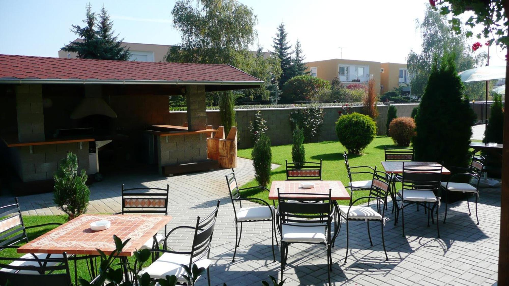 Hotel Sport Štětí Esterno foto